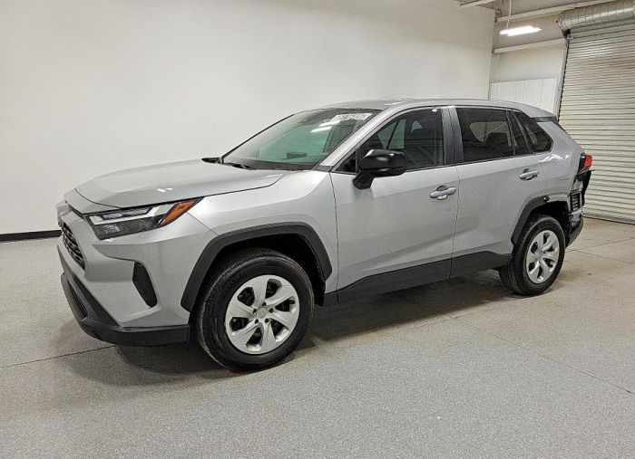2025 TOYOTA RAV4 LE