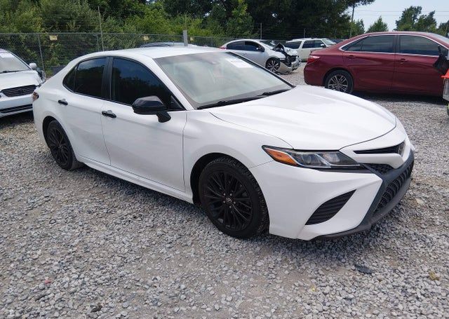 2020 TOYOTA CAMRY SE NIGHTSHADE EDITION