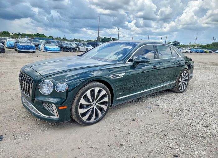 2026 BENTLEY FLYING SPUR 