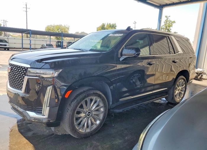 2023 CADILLAC ESCALADE PREMIUM LUXURY
