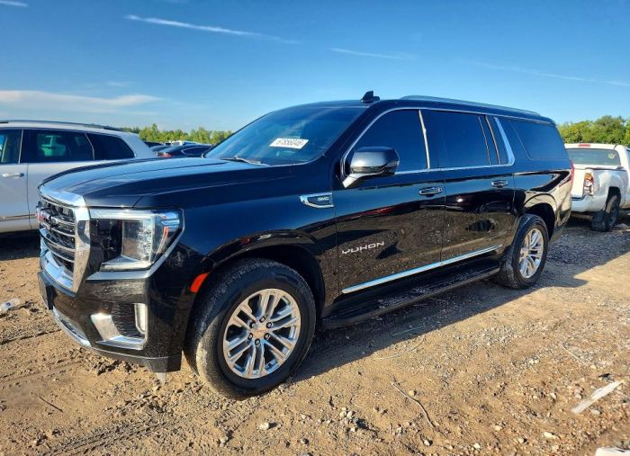 2023 GMC YUKON C1500 SLT