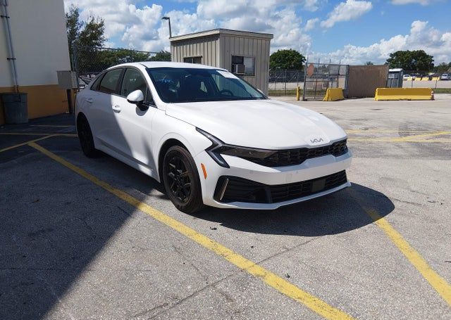 2026 KIA K5 LXS FWD