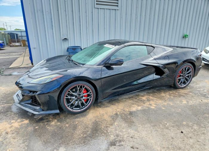 2023 CHEVROLET CORVETTE STINGRAY 2LT