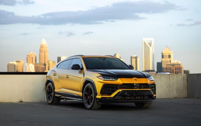 2019 LAMBORGHINI URUS 